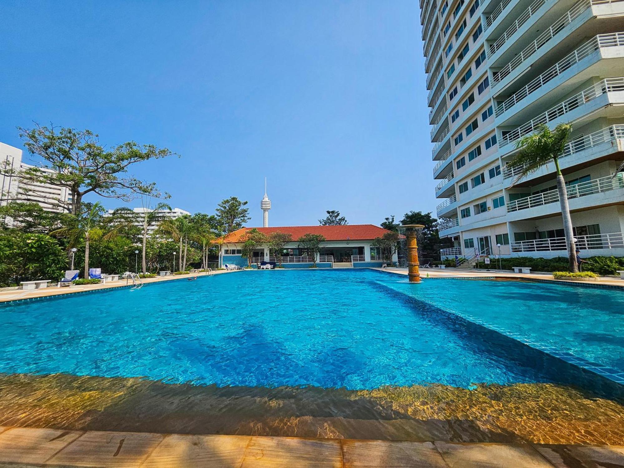 View Talay 5 Jomtien Beachfront Pattaja Kültér fotó